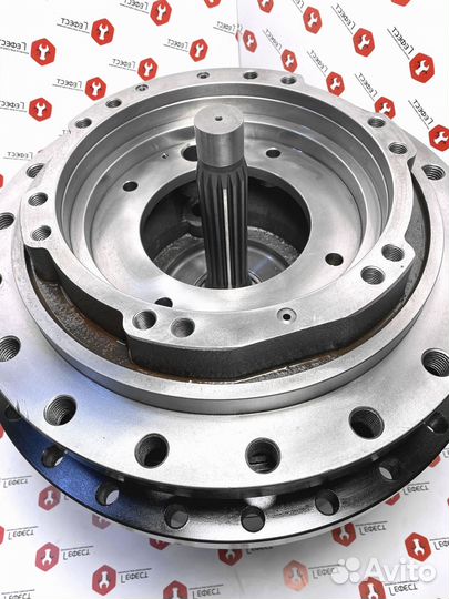 Бортовой редуктор Hyundai R260LC-9 31Q9-40023