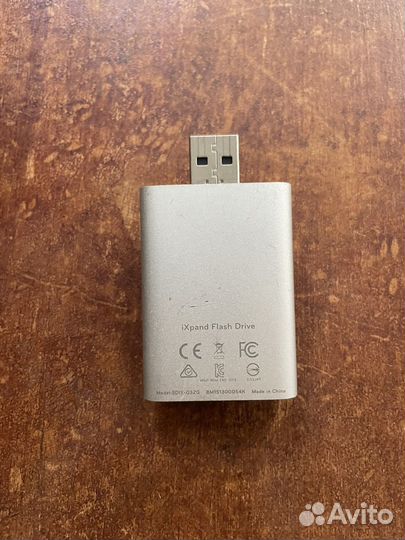 Sandisk IXand Flash drive 32 Gb