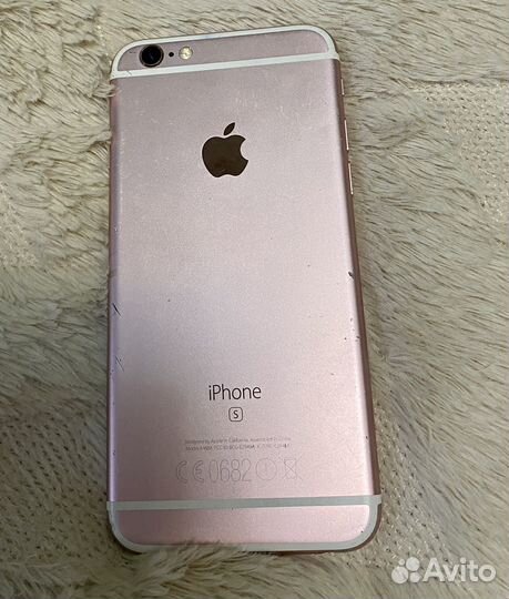 Телефон iPhone 6s