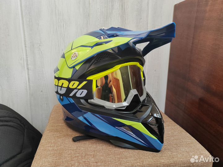 Шлем для мотоцикла кроссовый