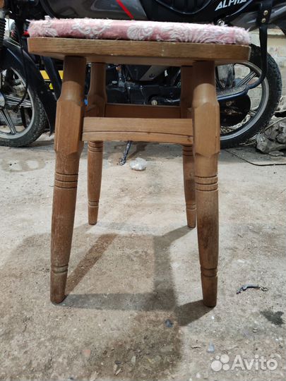 Табуретка деревянная СССР