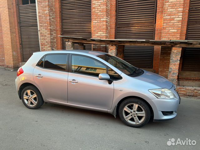 Toyota Auris 1.6 AMT, 2008, битый, 120 000 км с пробегом, цена 750000 руб.