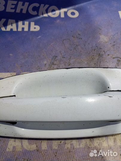 Наружная ручка двери Ваз Лада Приора седан 21126