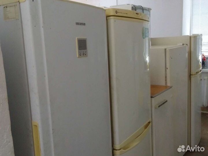 Холодильники бу от