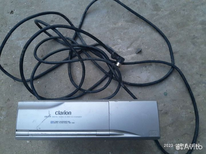 Cd changer Clarion