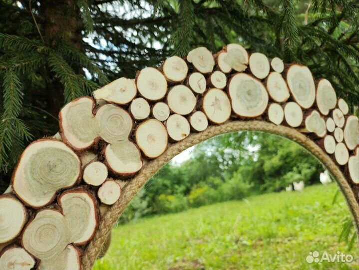 Зеркало. Рамка из можжевельника