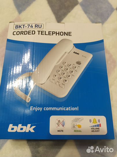 Проводной стационарный телефон