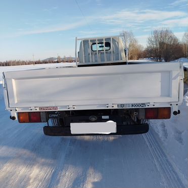 Бортовой грузовик Mitsubishi Fuso Canter, 2002