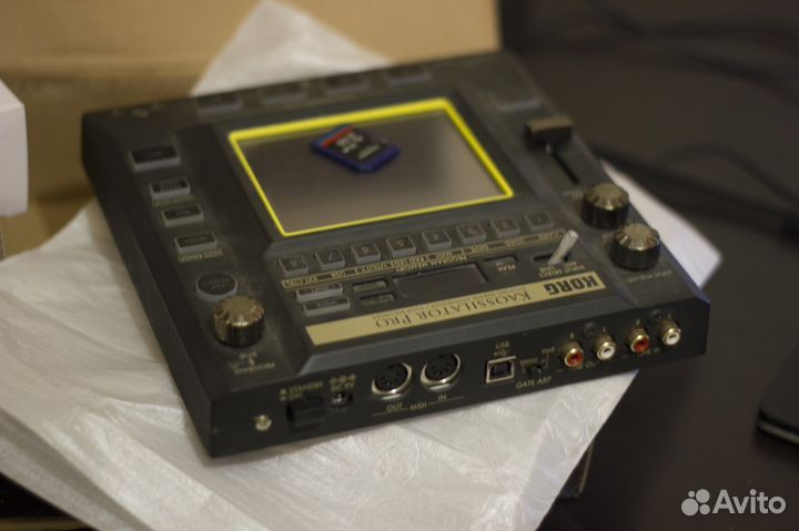 Синтезатор korg Kaossilator PRO полный в упаковке