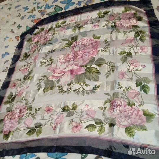 Платки женские атлас, креп новые