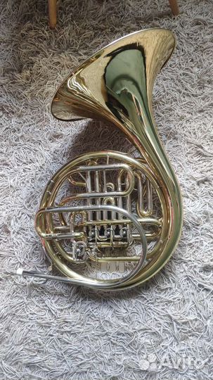 Валторна holton 378