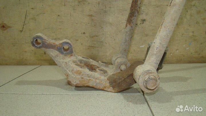 Кулак поворотный задний левый Chevrolet Lacetti