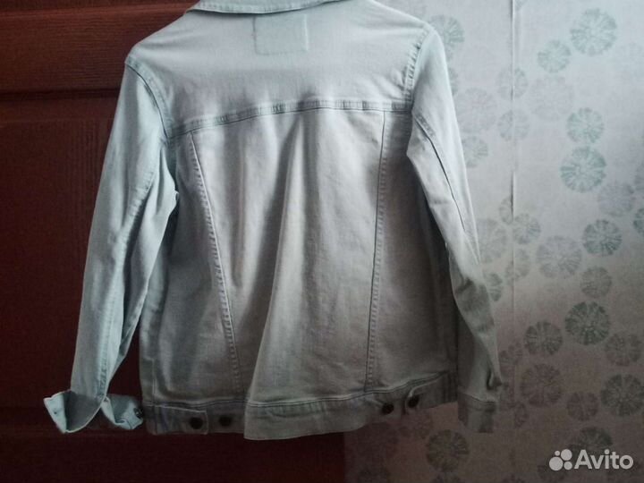 Джинсовая куртка