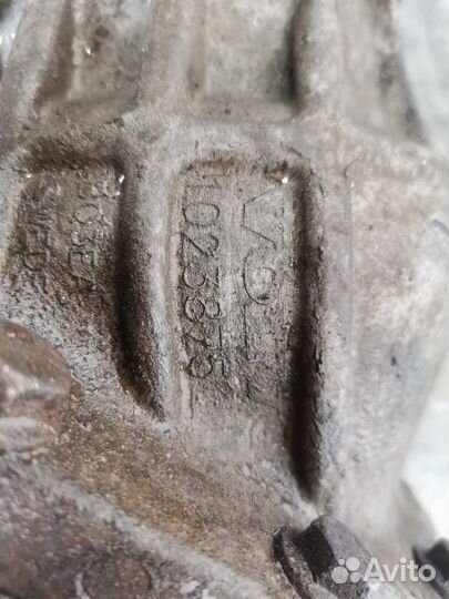 Раздаточная коробка Volvo XC90 2005 1023875