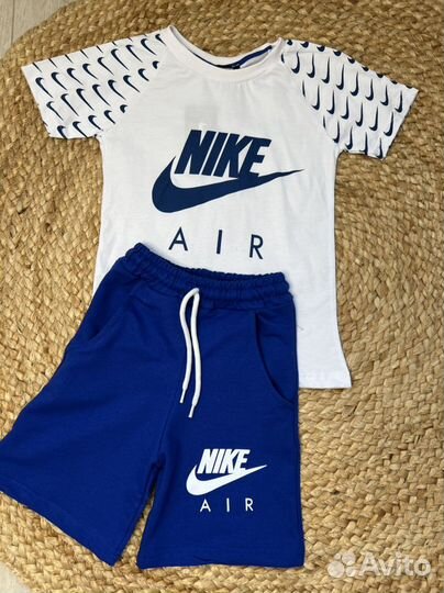 Костюм для мальчика 98-140 новый