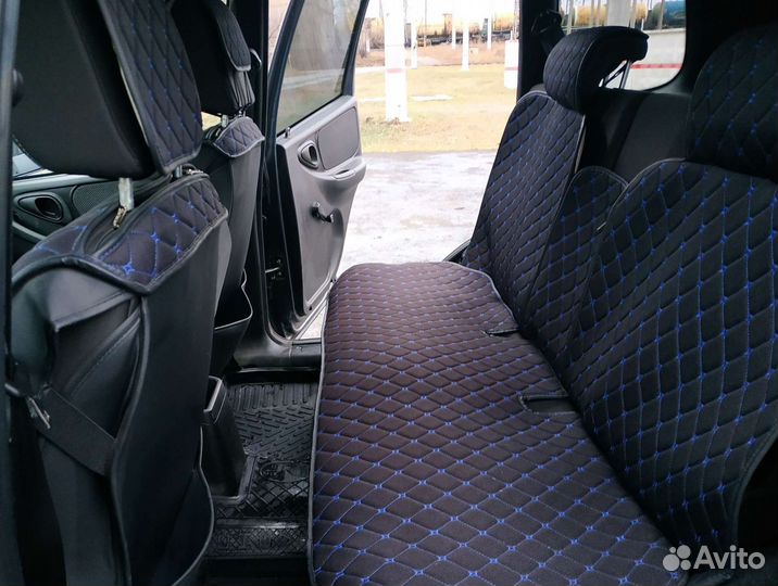 Комплект чехлов на кресла для нивы