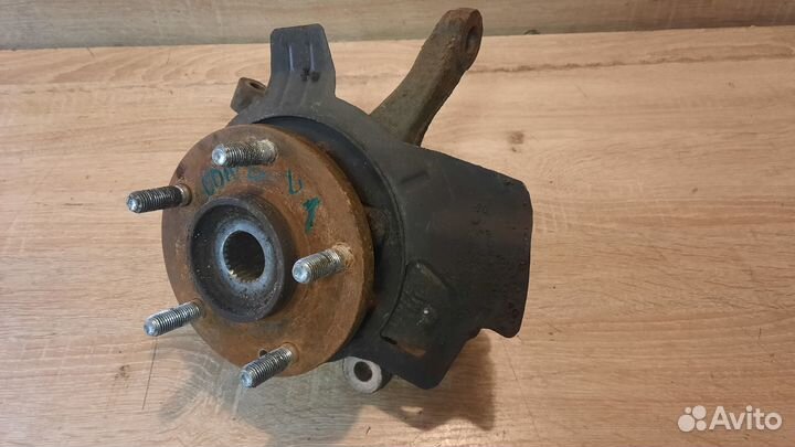 Поворотный кулак левый Киа соул 2 рестайлинг