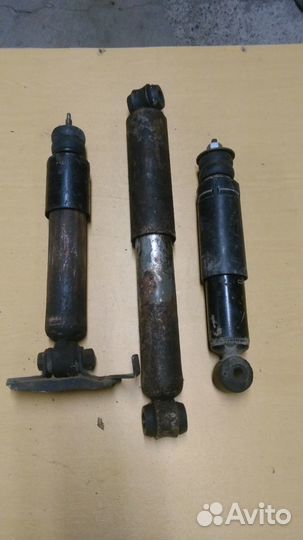 Рычаг правый низ ваз 2101