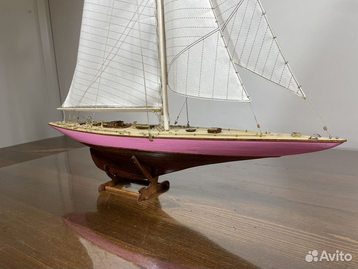 Корабль. Модель корабля. Яхта