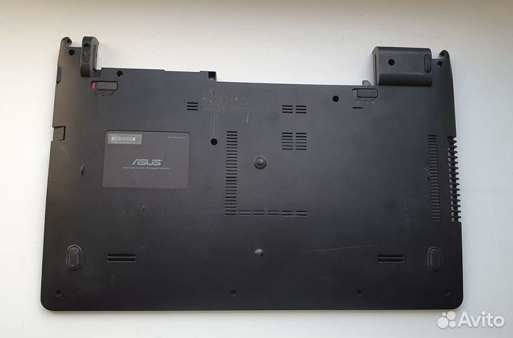 Б/у Нижняя часть корпуса- поддон Asus F501A, X501A