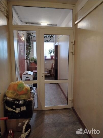 Перегородка в коридоре 2,7*1,7 дверь с замком