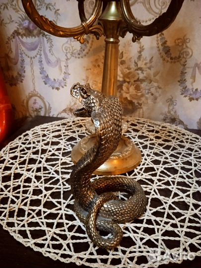 Старинная арабская статуэтка Кобра