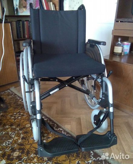 Коляска инвалидная новая