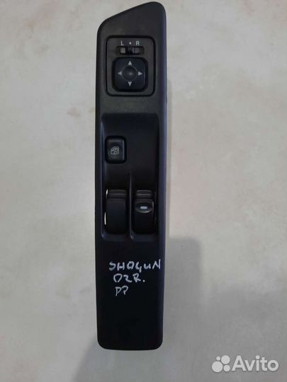 Панель управл.Mitsubishi pajero pinin 1,8праворук