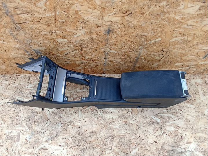 Центральная консоль Volkswagen Passat B6