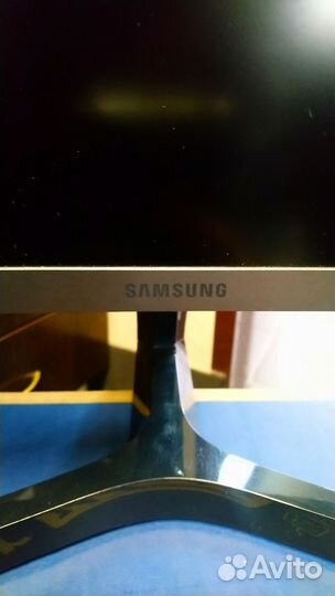 Монитор Samsung 27 изогнутый