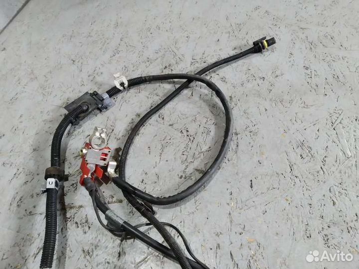 Провод стартера Mercedes C-Class W204 OM651