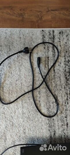 Монитор HP x24c