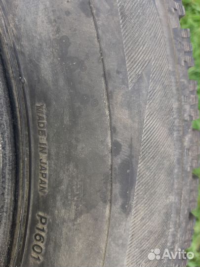 Bridgestone Blizzak Spike-02 185/70 R14