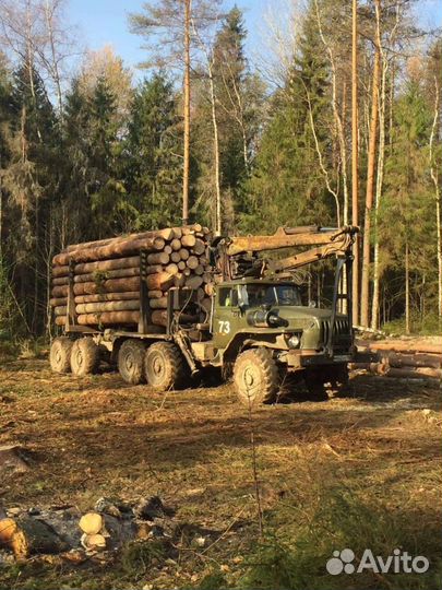 Услуги лесовоза с манипулятором