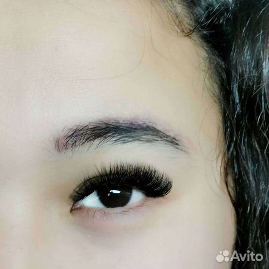 Наращивание, ламинирование ресниц и бровей