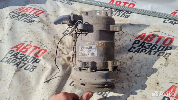 Компрессор кондиционера Mitsubishi Pajero 2