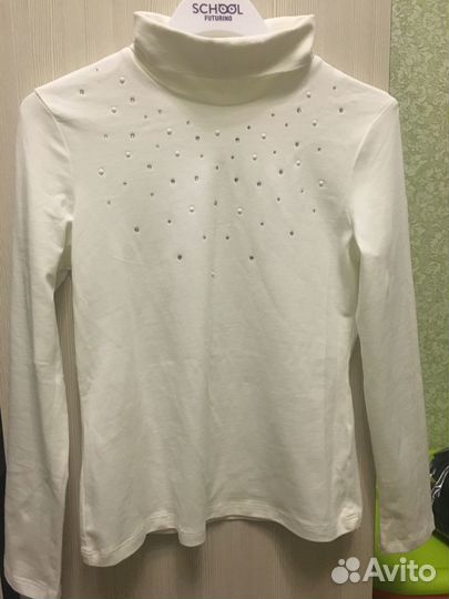 Продаются школьные вещи на девочку