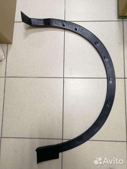 Накладка крыла переднего правого Nissan Qashqai