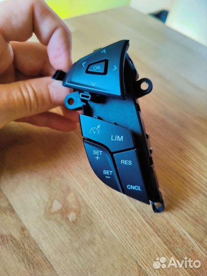 Кнопки круиза контроля Форд Мондэо 5