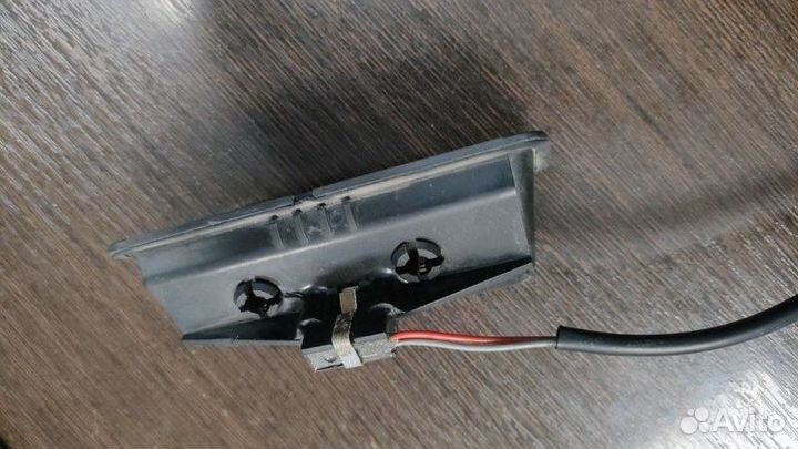 Кнопка открывания багажника Bmw 530 D E61 M57N