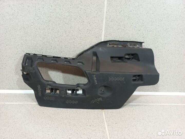 Кронштейн форсунки омывателя фары Audi A6 C8