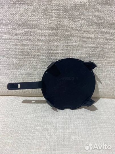Заглушка буксировочного крюка бампера LADA Largus