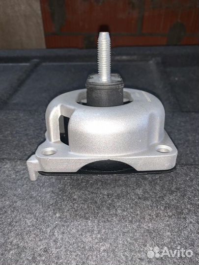 Подушка АКПП Мерседес 166 164 A1662400518