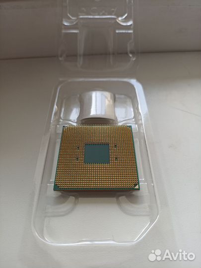 Процессор Ryzen 7 2700X