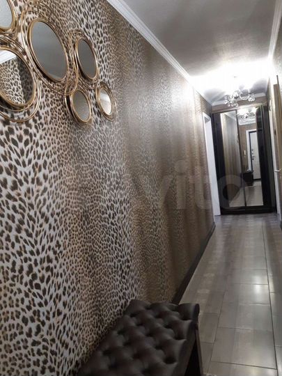 3-к. квартира, 77 м², 8/9 эт.