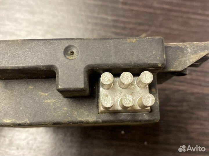 Блок электронный Управления топливным насосом audi