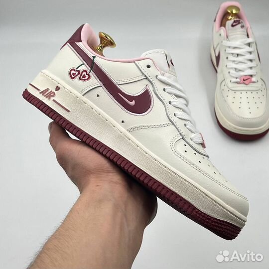 Nike Air Force 1 Low Valentine's Day