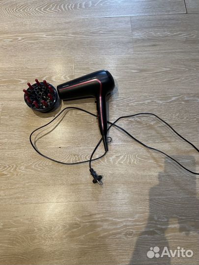 Фен Philips termoProtect 2300 W