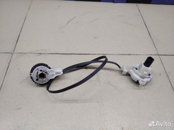 Трос отопителя Corolla E15 2006-2013