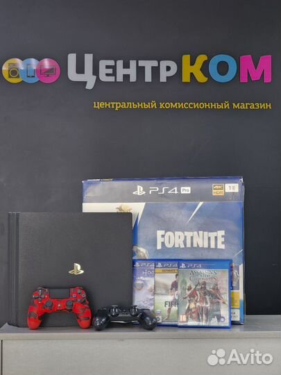 PlayStation 4 Pro 1TB + 3 Игры + 2 геймпада